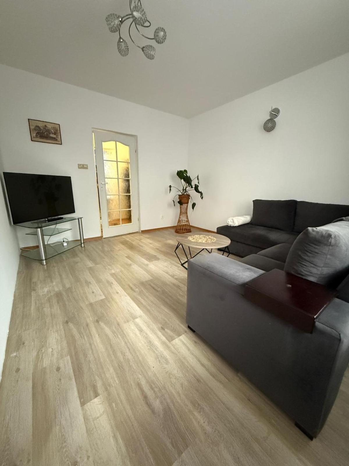 Family Apartment Przemysl Ngoại thất bức ảnh